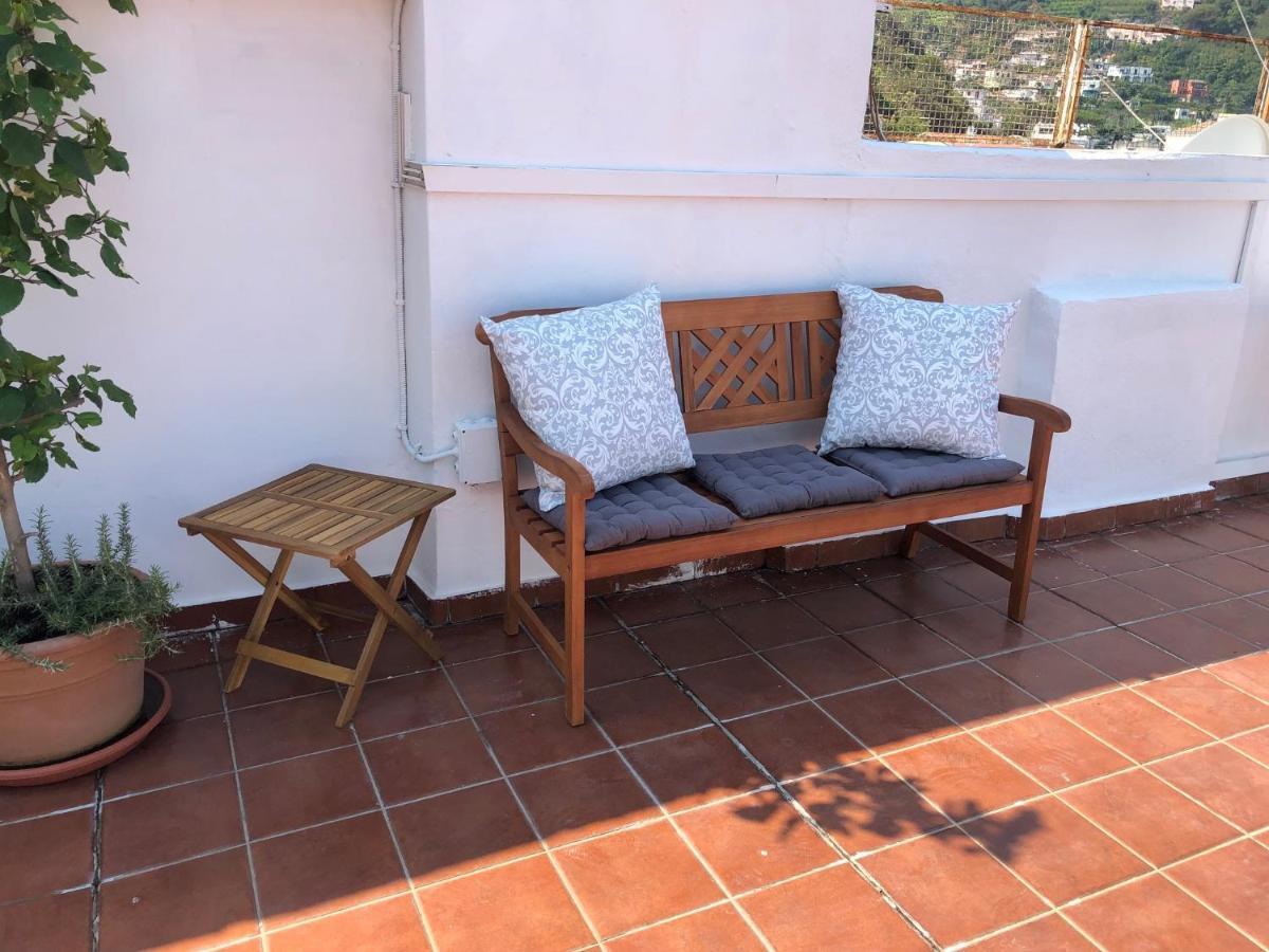 Bed and Breakfast Molo35 Искья Экстерьер фото