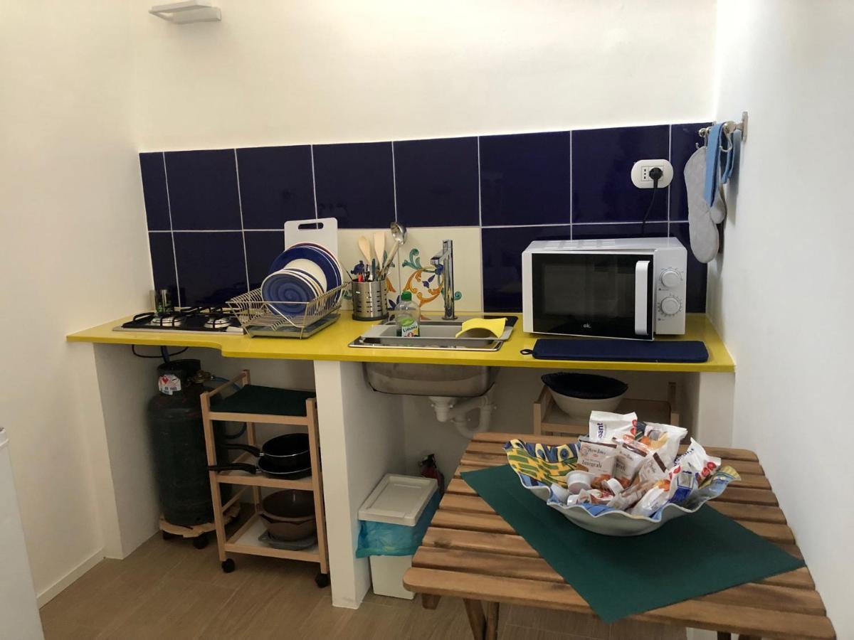 Bed and Breakfast Molo35 Искья Экстерьер фото