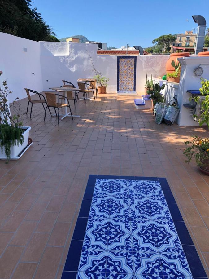 Bed and Breakfast Molo35 Искья Экстерьер фото